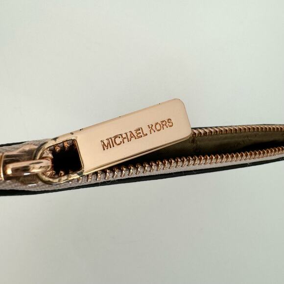 Michael Kors Saffiano Leather Zip Flat Wallet Pouch Card Holder - Picture 3 of 7